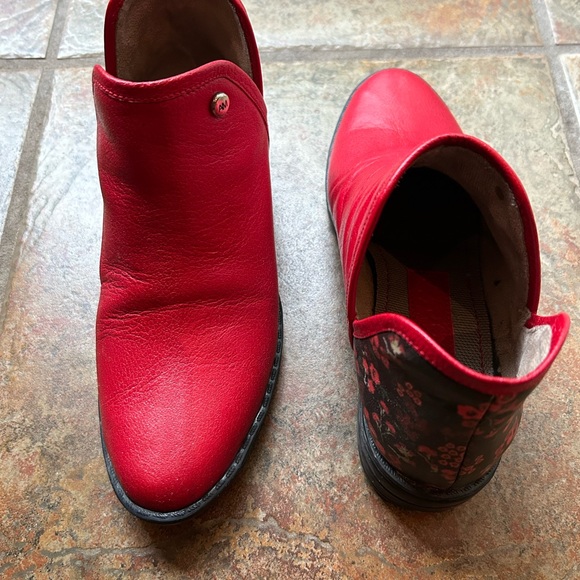 Red ankle boots Size 5. Leather. - Picture 5 of 5